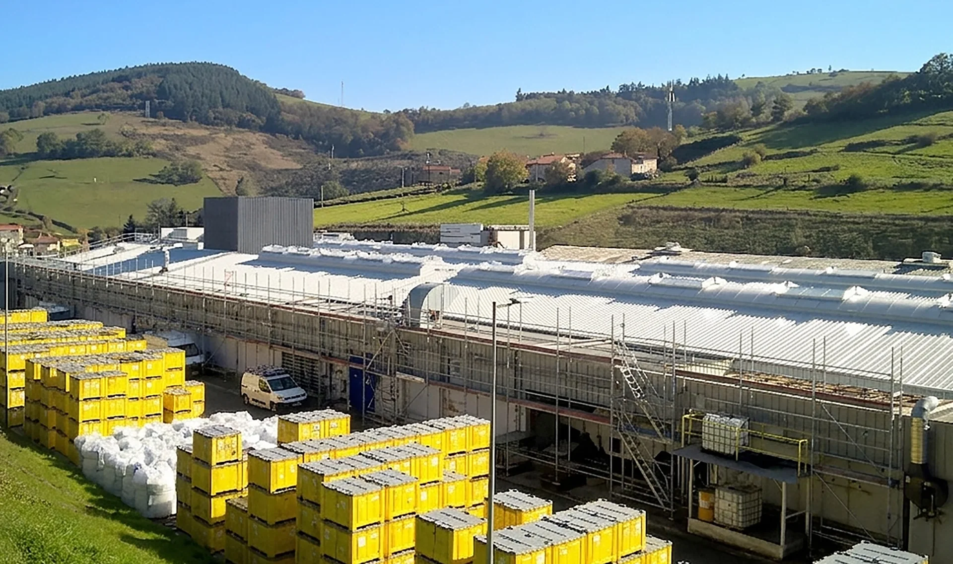 arkeom-realisation-rehabilitation-toiture-site-industriel-echafaudage